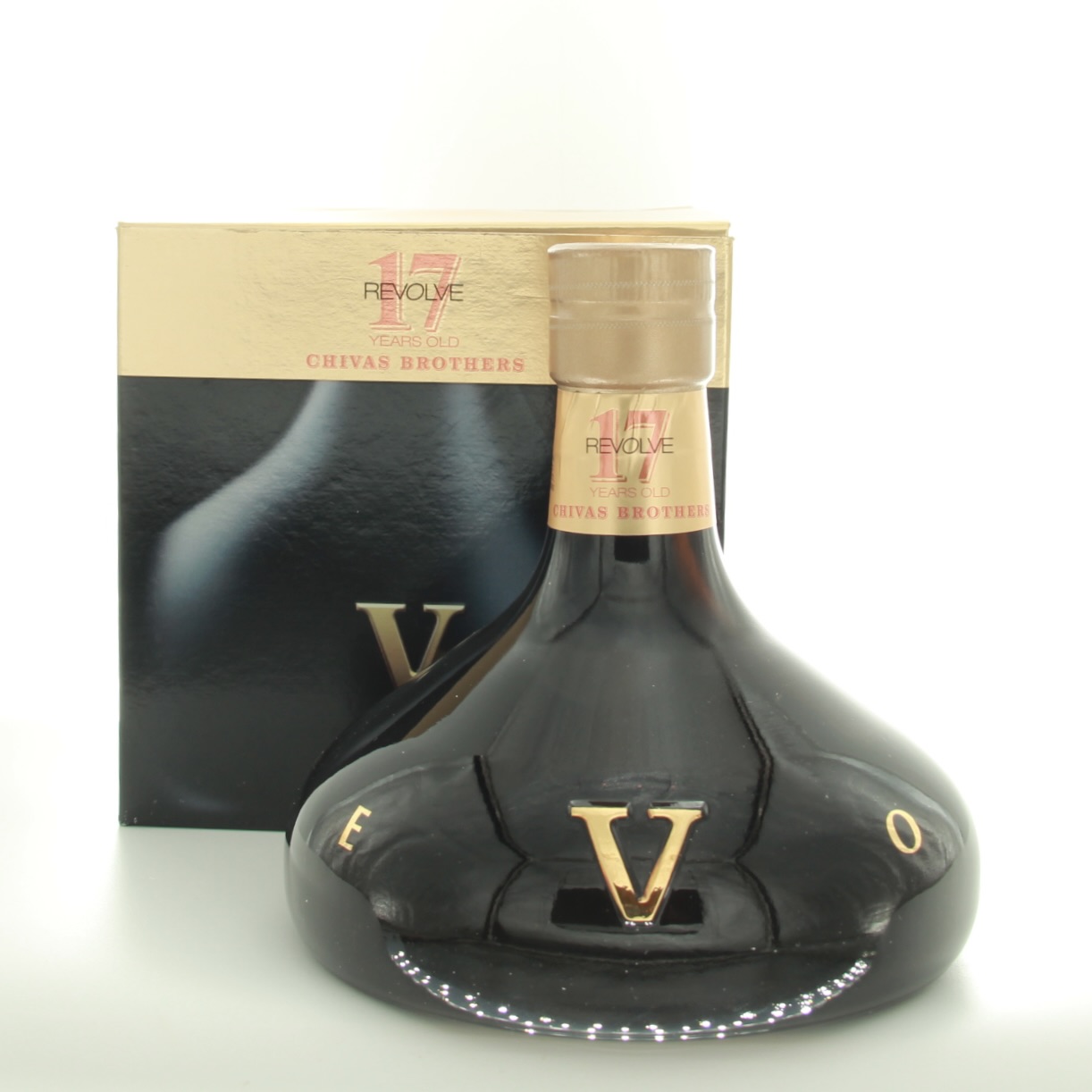 Chivas Brothers Revolve 17 50cl 40% Scotland Whisky