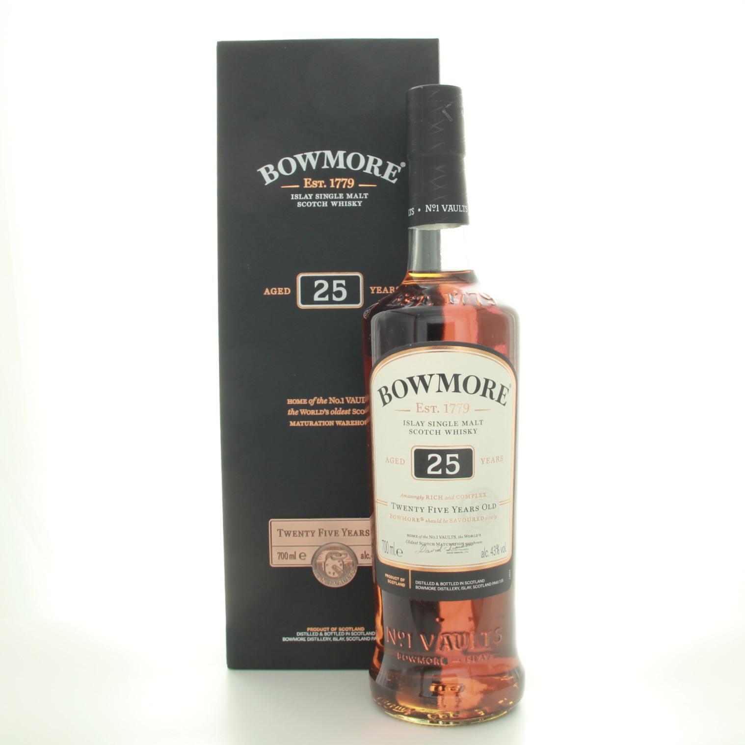 Bowmore 25 Year Old 70cl 43% Islay Scotland Whisky 