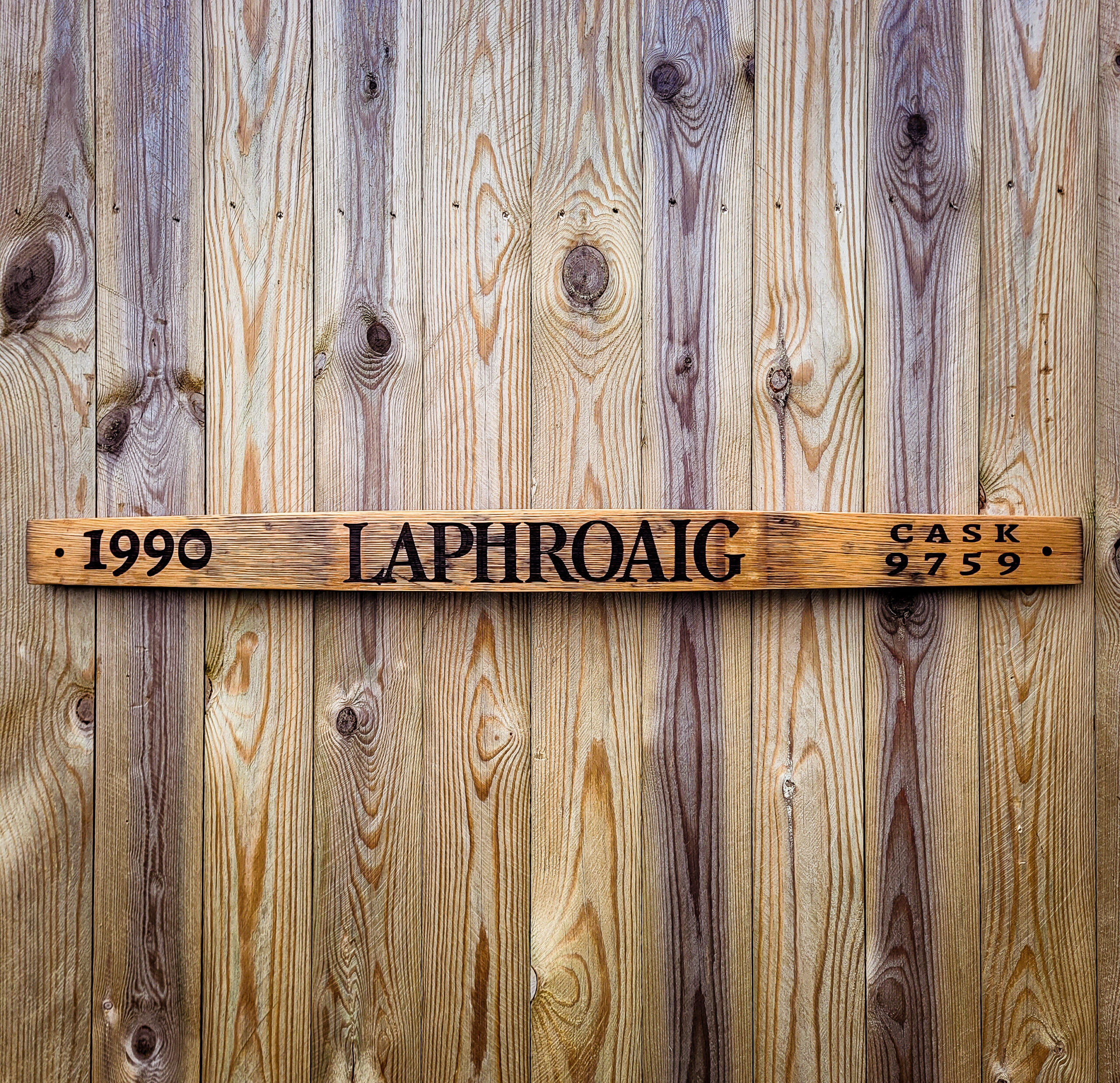 Laphroaig 1990 Reclaimed Oak Whisky Barrel Stave Wall Plaque N/A% Unique Gifts